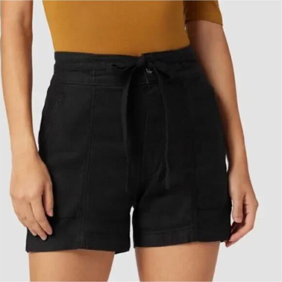 HUDSON Evereve Paperbag Short in Black // 0 - Picture 1 of 11